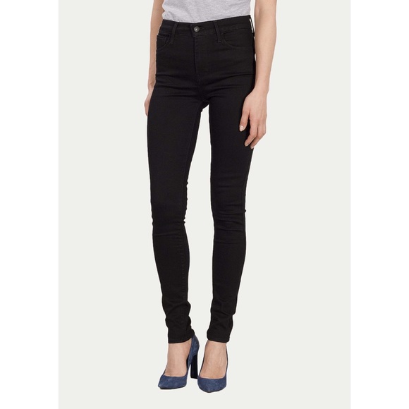 NWT Levi’s 720 High Rise Super Skinny